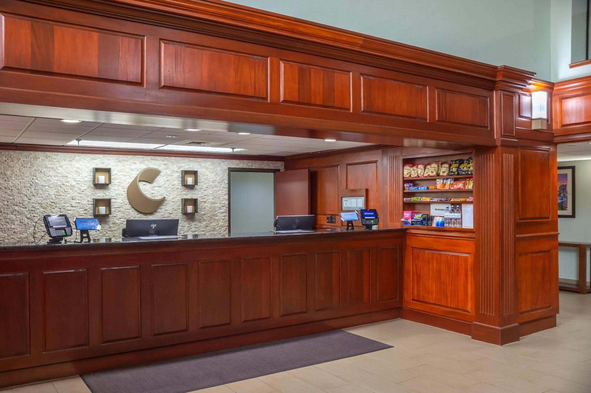 Hotel Comfort Outlet Center Asheville